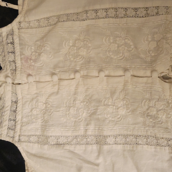 Crop - Picture 2 of 4